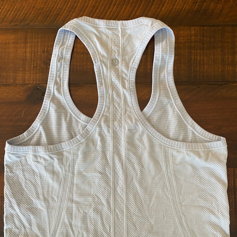 Lululemon Swiftly Tech Tank CHAMBRAY
